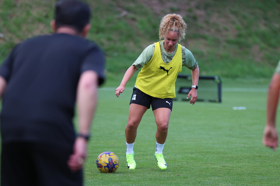 Training Gallery | Argyle Women return to training