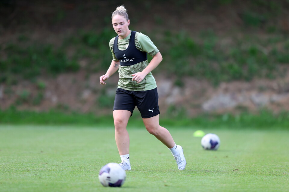 Training Gallery | Argyle Women return to training