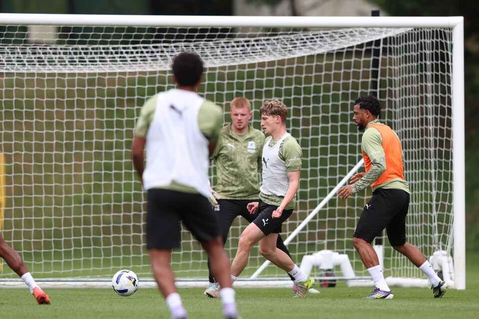 Training Gallery | Pre Truro City (A)