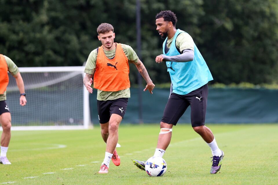 Training Gallery | Pre Torquay United (A)