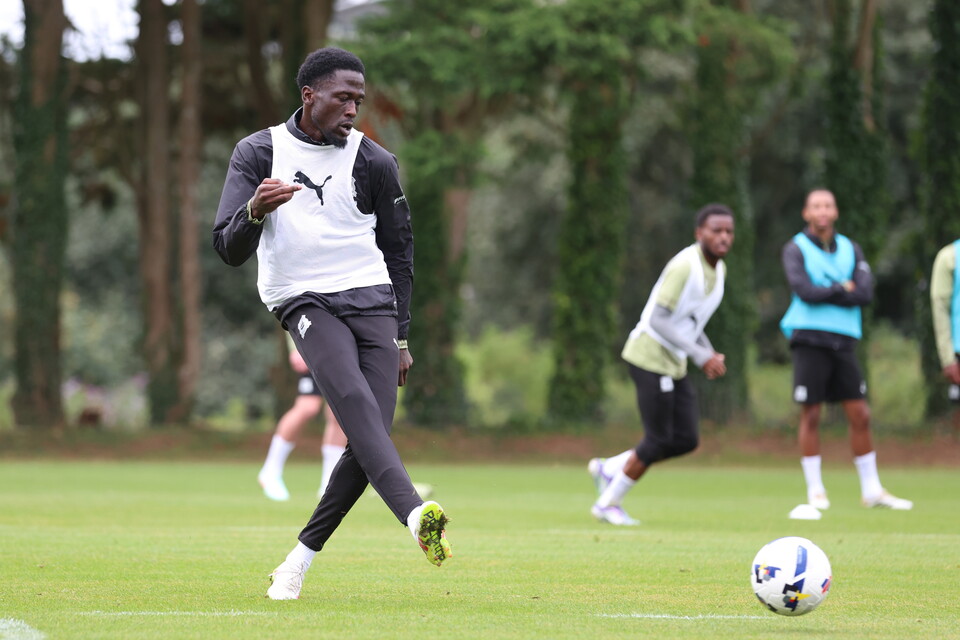 Training Gallery | Pre Torquay United (A)