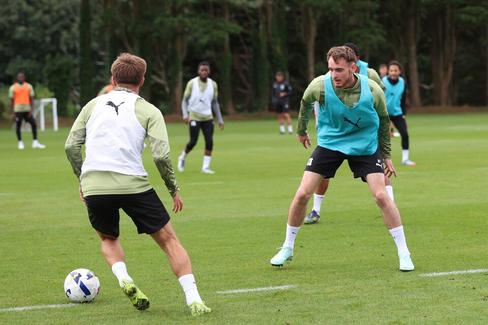 Training Gallery | Pre Torquay United (A)