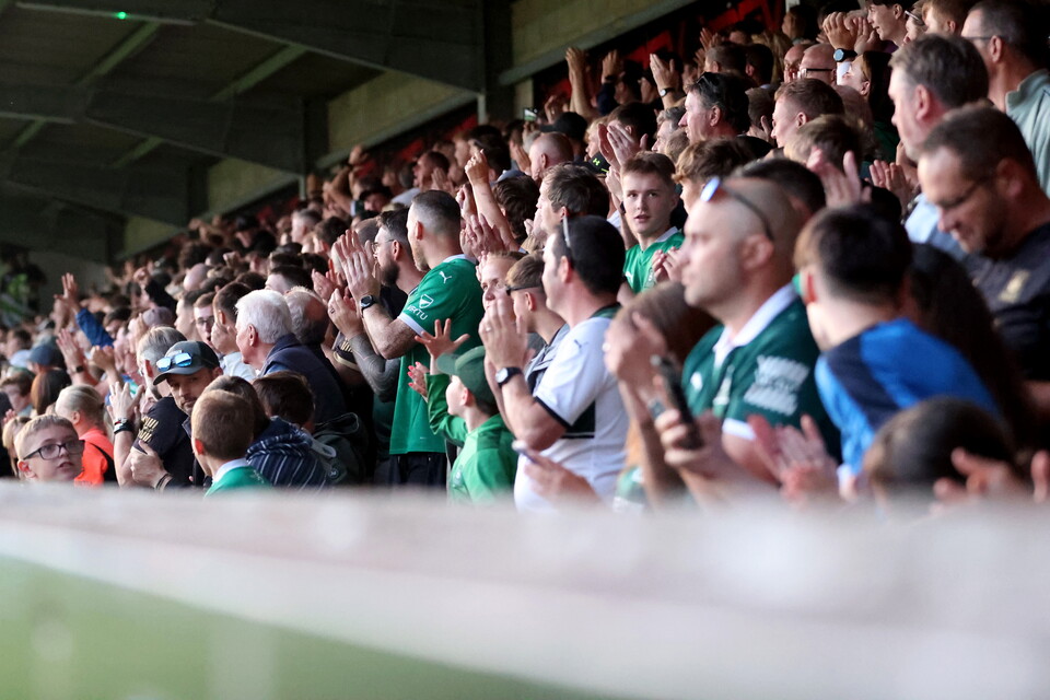 Fan Gallery | Torquay United (A)