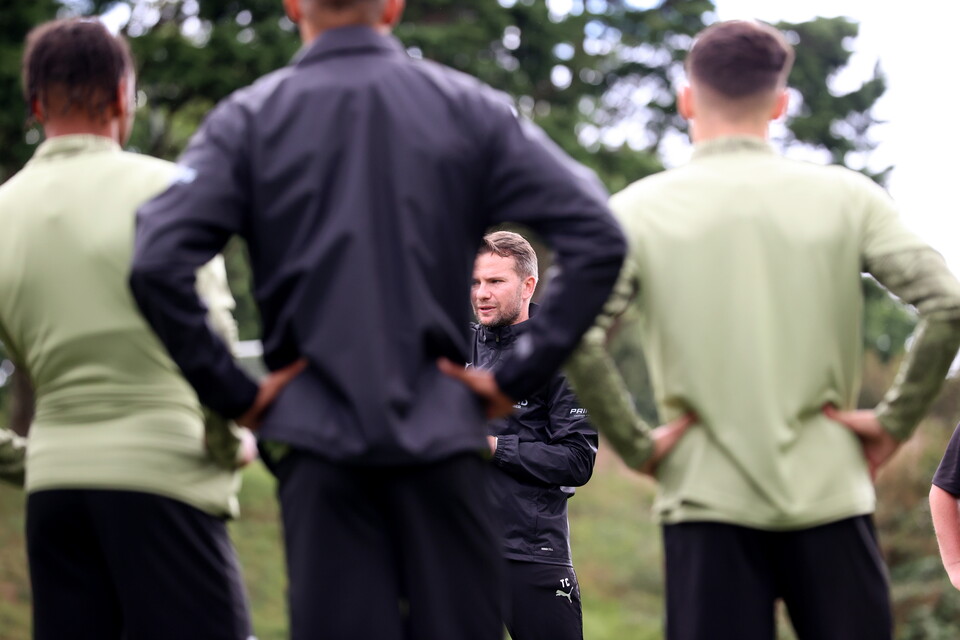 Training Gallery | Pre Barnsley (H)