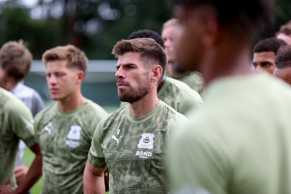 Training Gallery | Pre Barnsley (H)