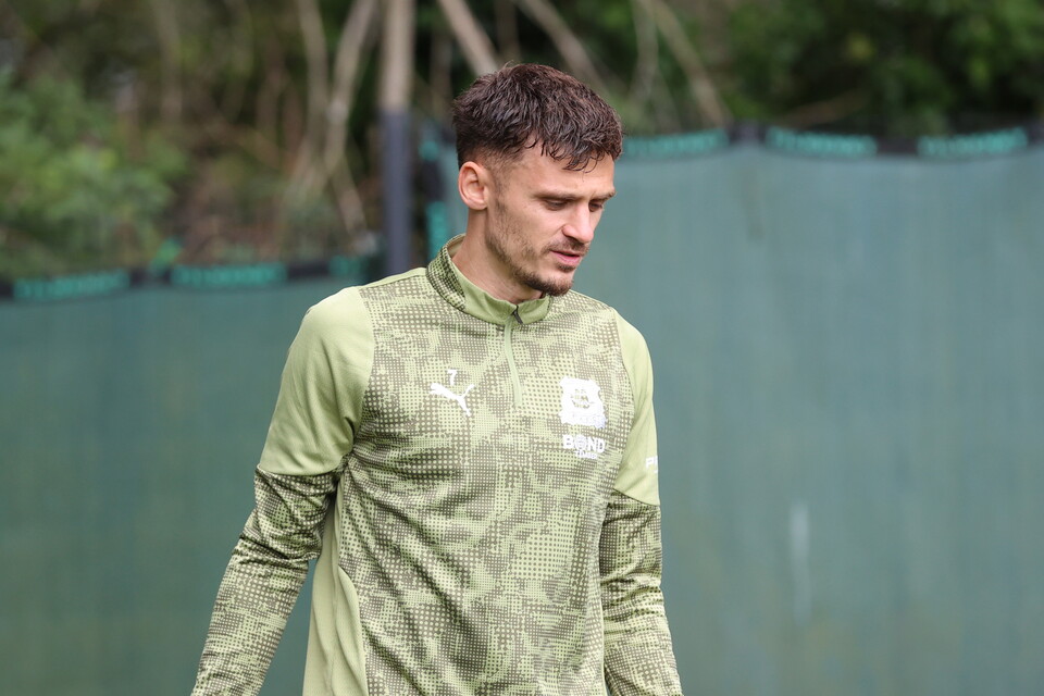 Training Gallery | Pre Barnsley (H)