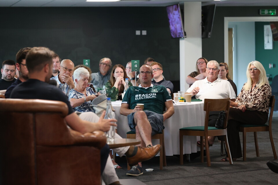 Gallery | An Evening with Tom Cleverley