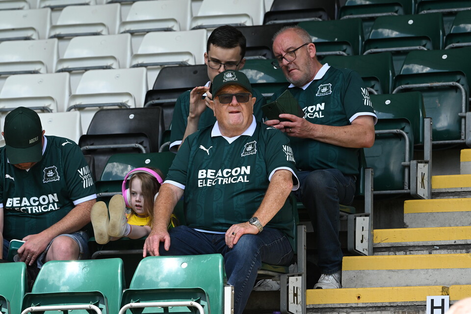 Fan Gallery | Bristol City (H)