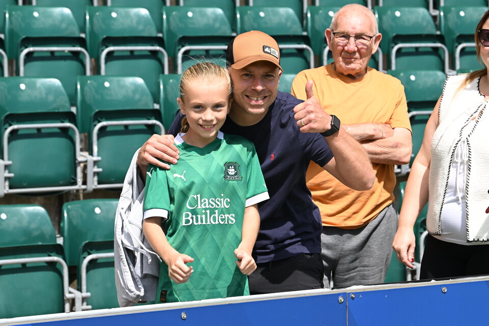 Fan Gallery | Bristol City (H)