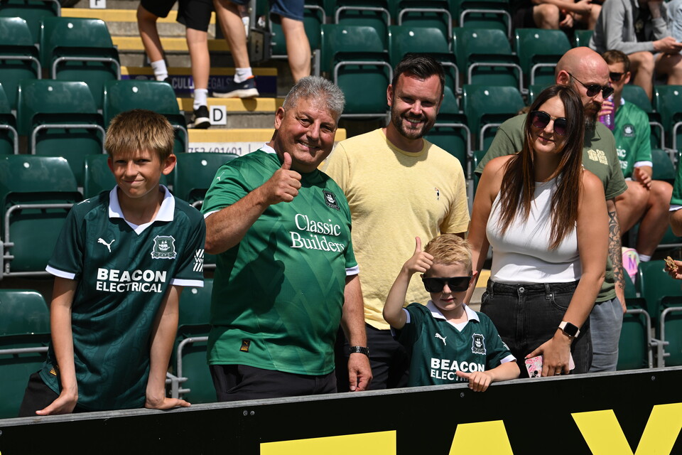 Fan Gallery | Bristol City (H)