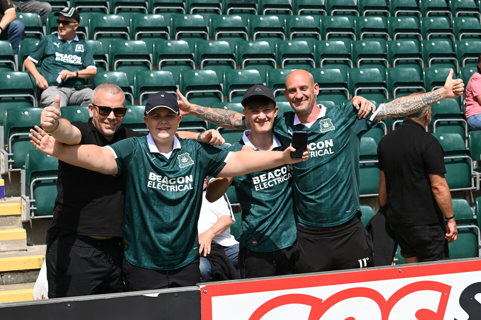 Fan Gallery | Bristol City (H)