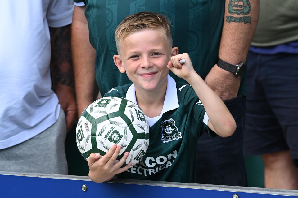 Fan Gallery | Bristol City (H)