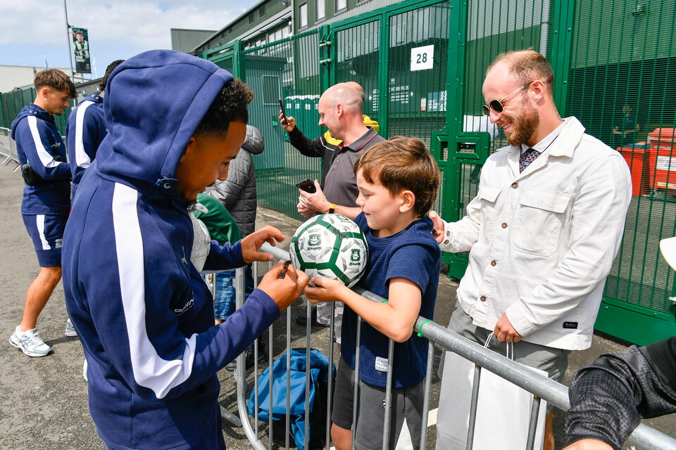 Fan Gallery | Bristol City (H)