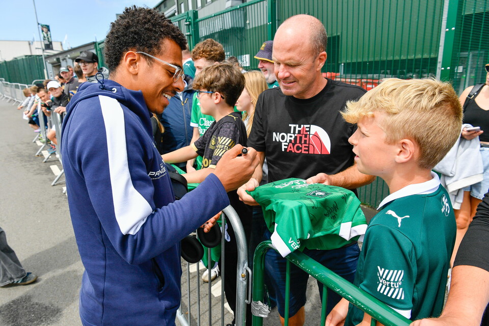 Fan Gallery | Bristol City (H)