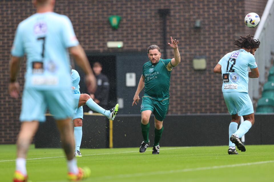 Gallery | Celebrities v Forever Green