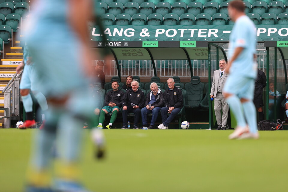 Gallery | Celebrities v Forever Green