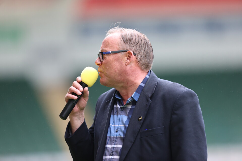 Gallery | Celebrities v Forever Green