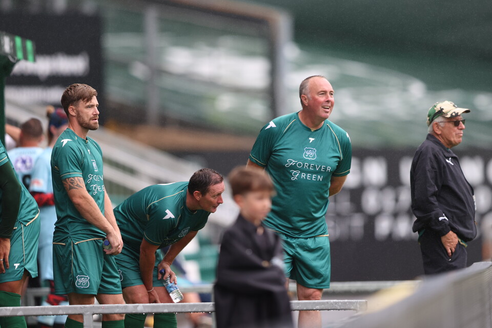 Gallery | Celebrities v Forever Green