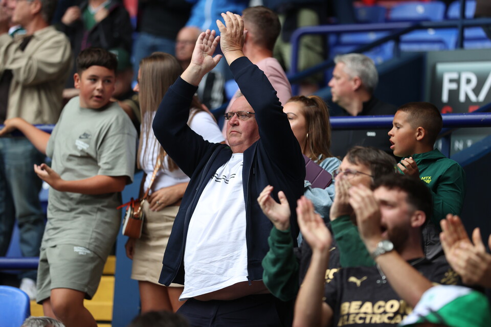 Fan Gallery | Bolton Wanderers (A)