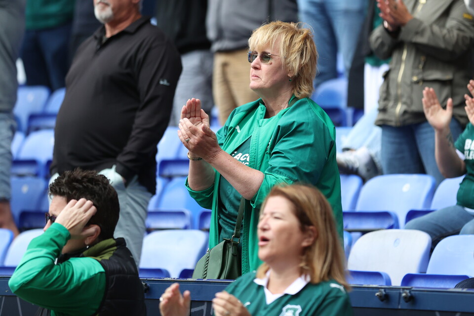 Fan Gallery | Bolton Wanderers (A)