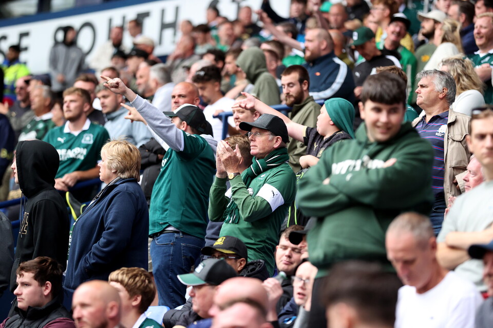Fan Gallery | Bolton Wanderers (A)