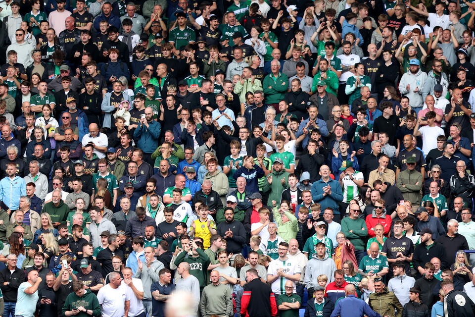 Fan Gallery | Bolton Wanderers (A)