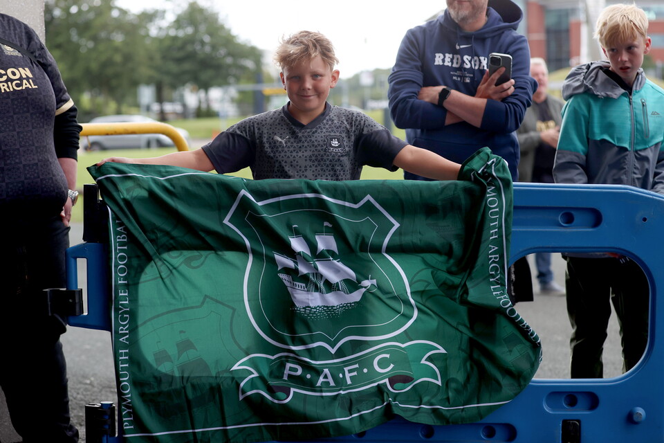 Fan Gallery | Bolton Wanderers (A)