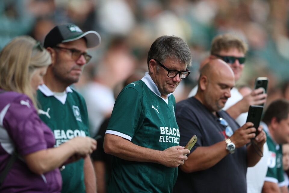 Fan Gallery | Queens Park Rangers (H)