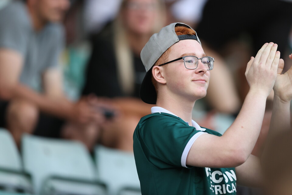 Fan Gallery | Queens Park Rangers (H)