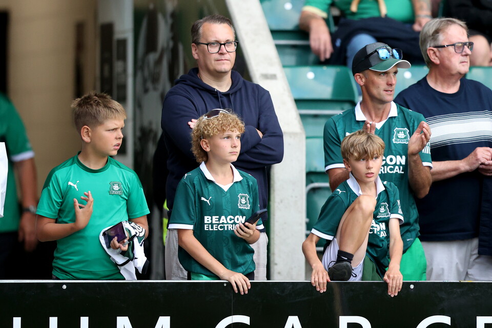 Fan Gallery | Queens Park Rangers (H)