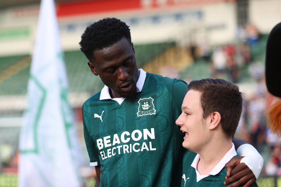 Match Gallery | Queens Park Rangers (H)