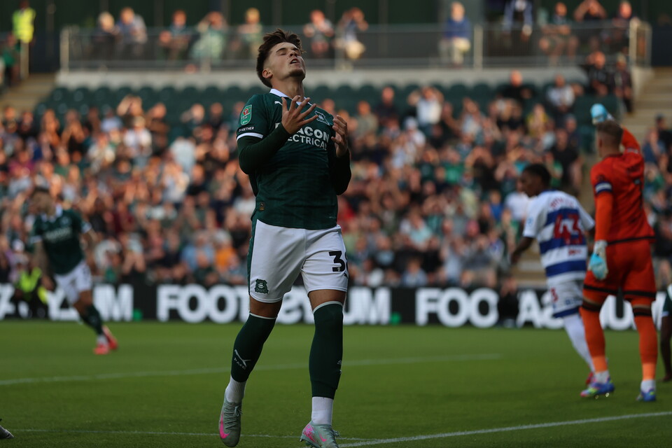 Match Gallery | Queens Park Rangers (H)