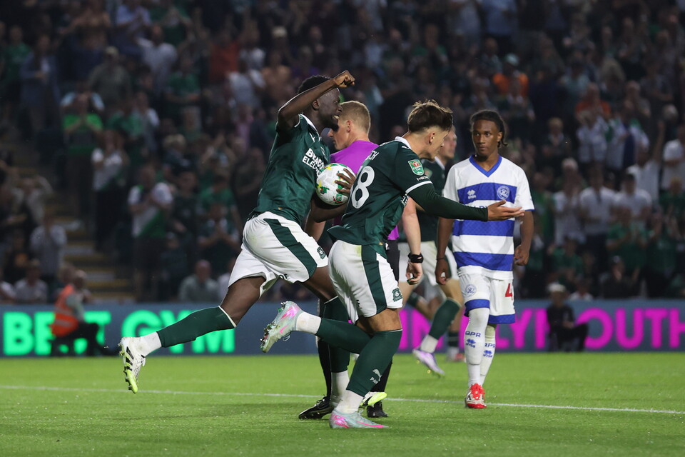 Match Gallery | Queens Park Rangers (H)