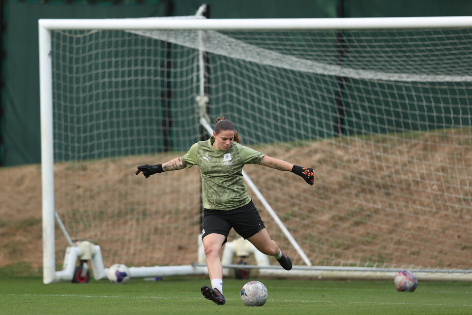 Training Gallery | Pre Hashtag United (H)