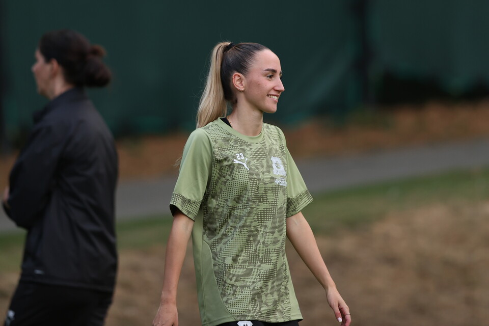 Training Gallery | Pre Hashtag United (H)