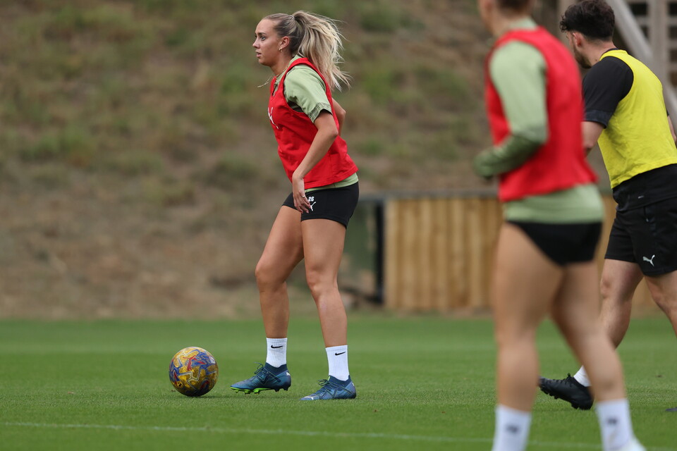 Training Gallery | Pre Hashtag United (H)
