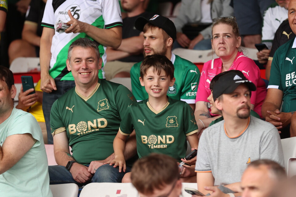 Fan Gallery | Lincoln City (A)