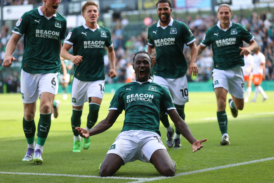 Match Gallery | Blackpool (H)