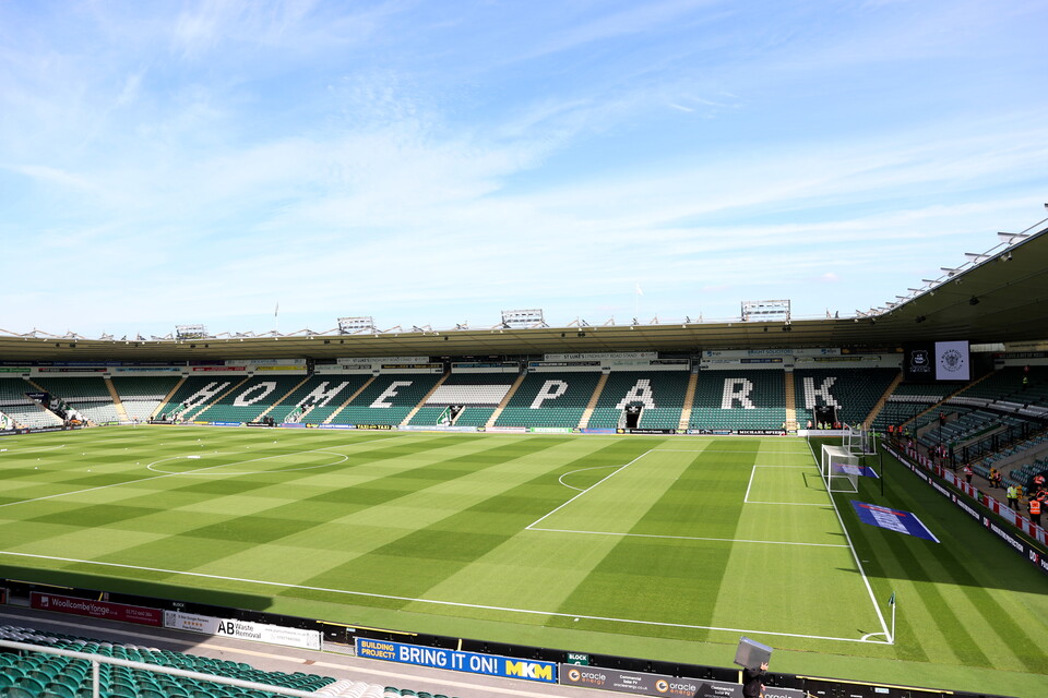 Match Gallery | Blackpool (H)