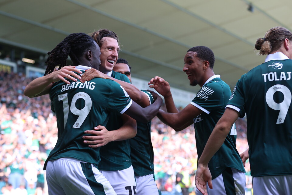 Match Gallery | Blackpool (H)