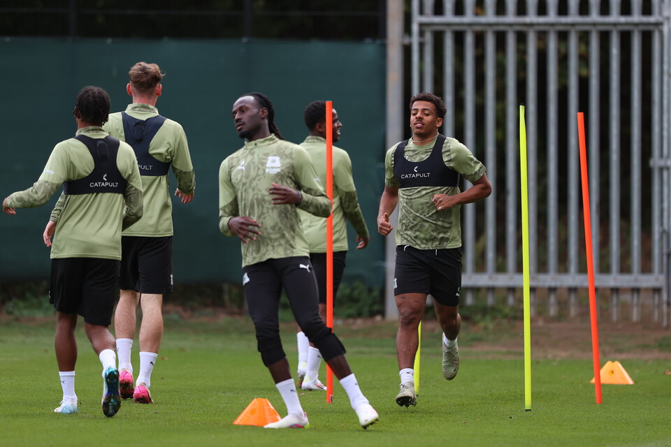 Training Gallery | Cardiff City (A)