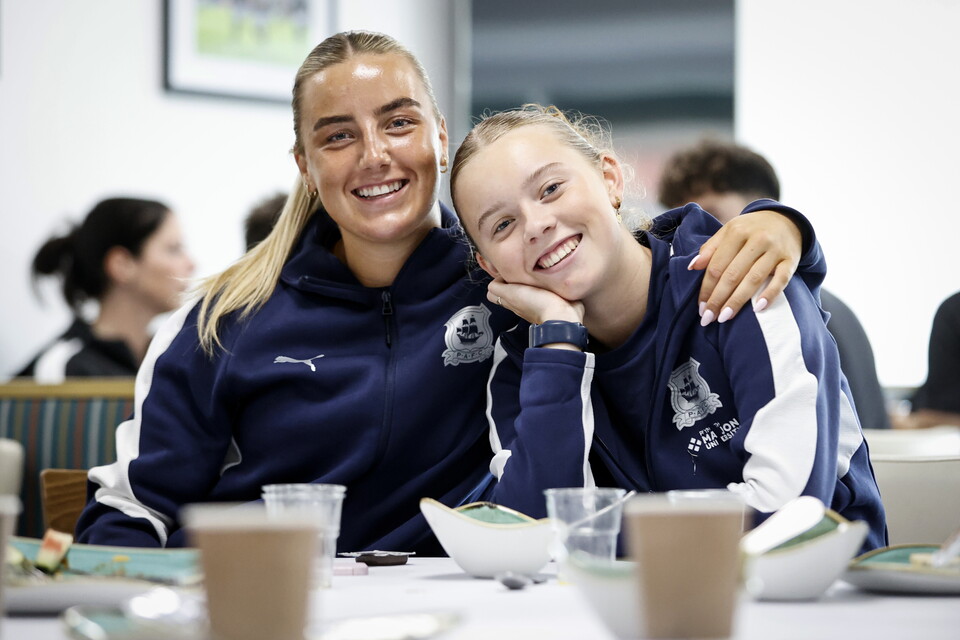 Match Gallery | Hashtag United Women (H)