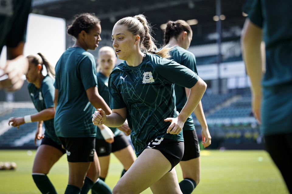 Match Gallery | Hashtag United Women (H)