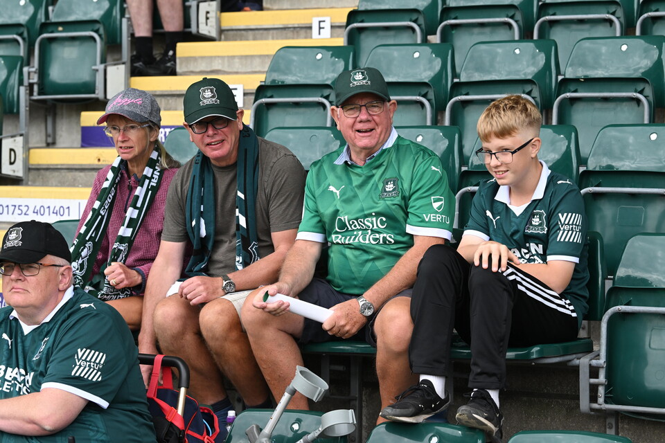 Fan Gallery | Barnsley (H)