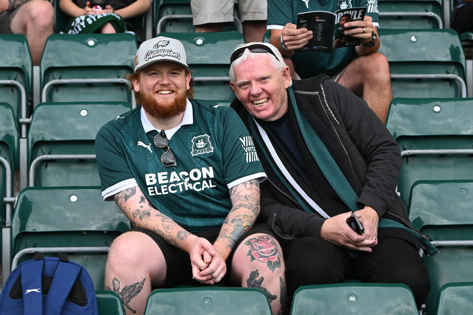 Fan Gallery | Barnsley (H)