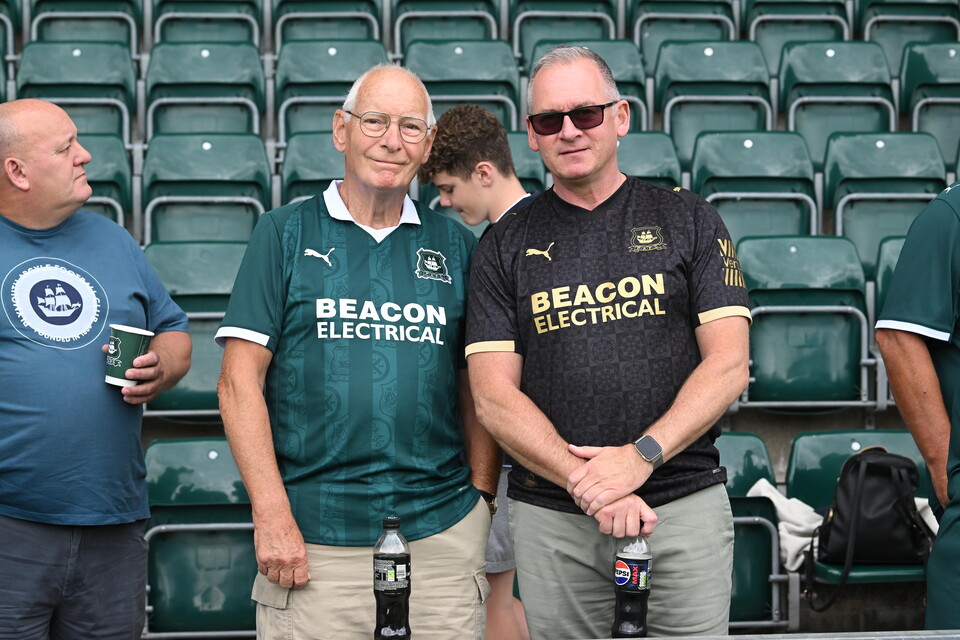 Fan Gallery | Barnsley (H)