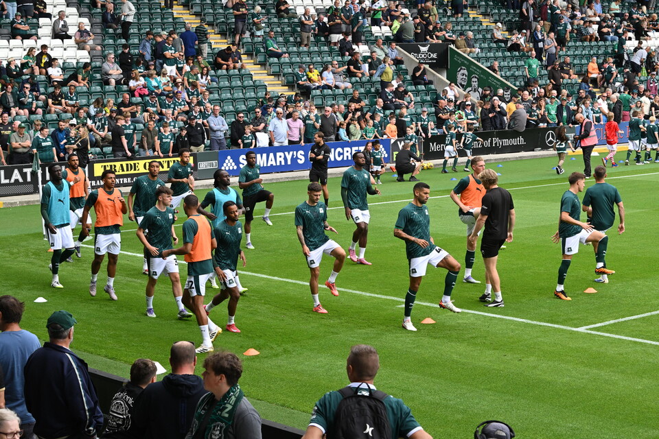 Match Gallery | Barnsley (H)