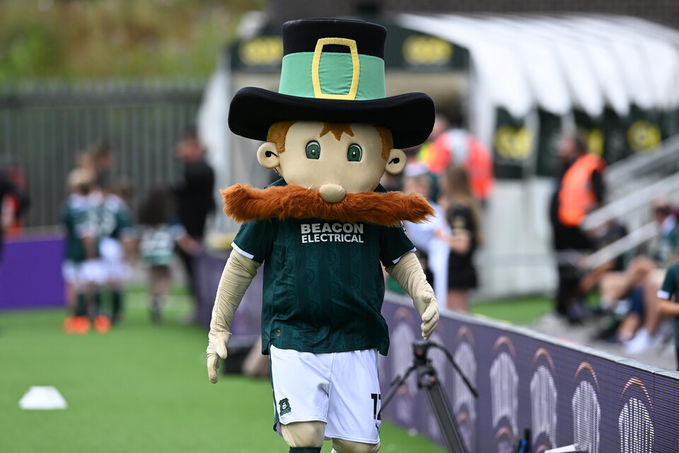 Match Gallery | Barnsley (H)