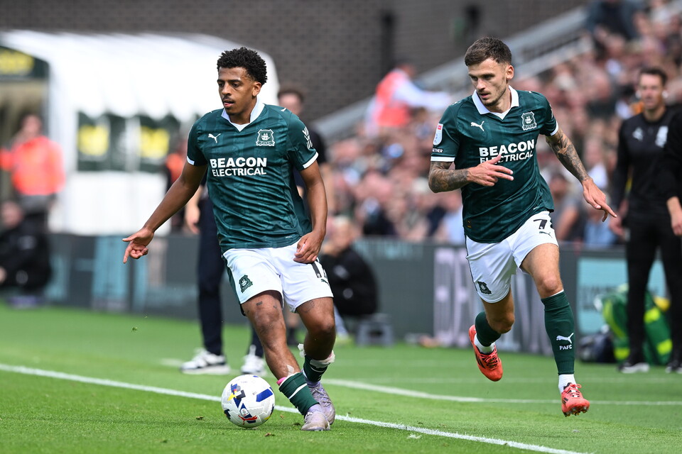 Match Gallery | Barnsley (H)