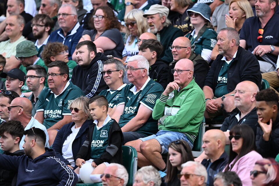 Fan Gallery | Barnsley (H)